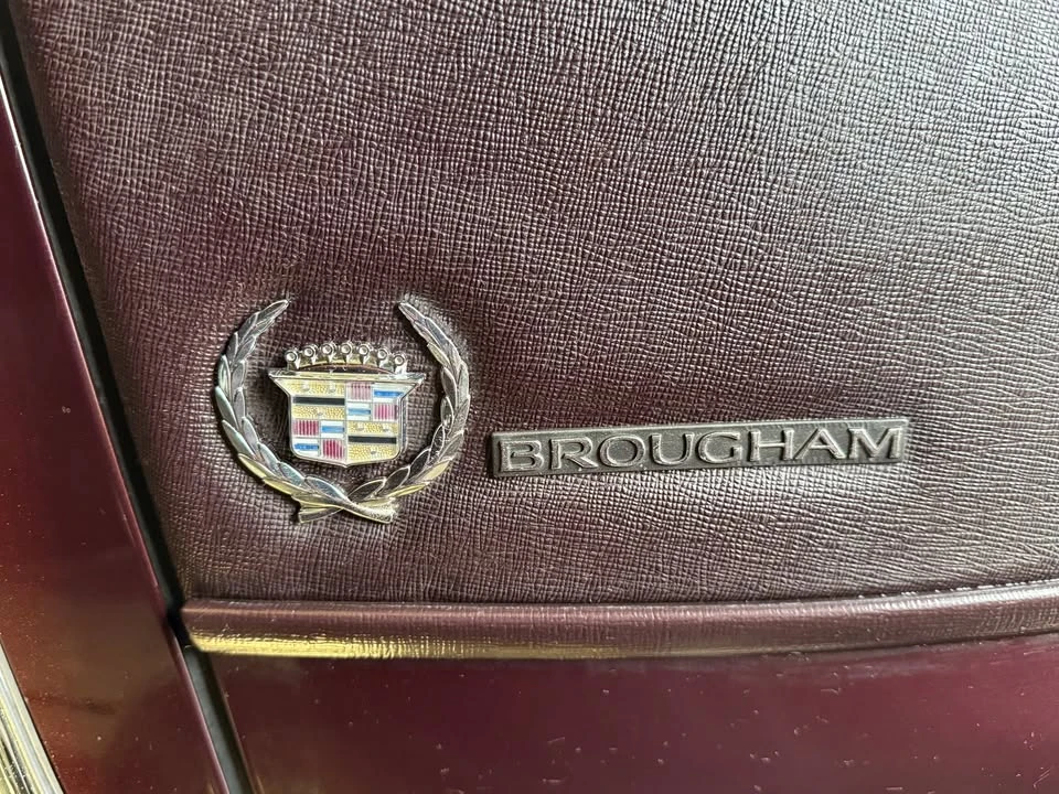 1993 Cadillac Fleetwood - Image 11 of 11
