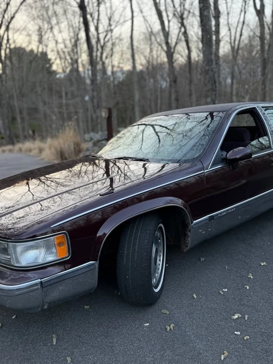 1993 Cadillac Fleetwood - Image 4 of 11