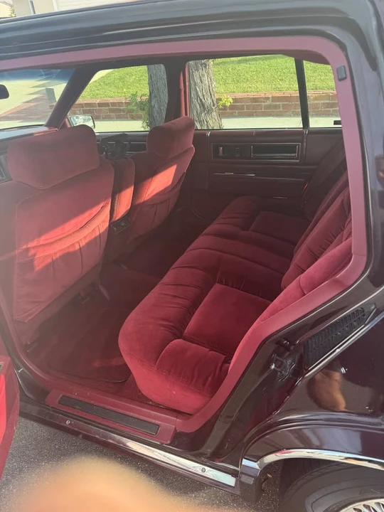 1993 Cadillac DeVille 6th Gen - Image 6 of 7