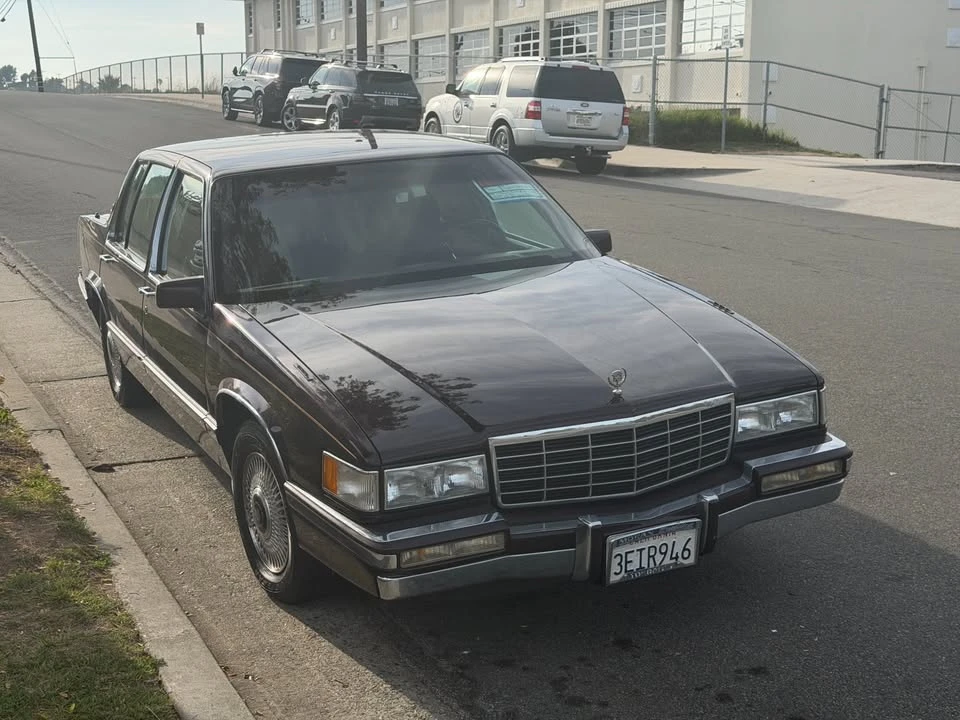 1993 Cadillac DeVille 6th Gen - Image 2 of 7