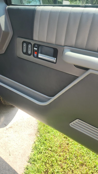 1993 Chevrolet C/K 4th Gen - Image 20 of 31
