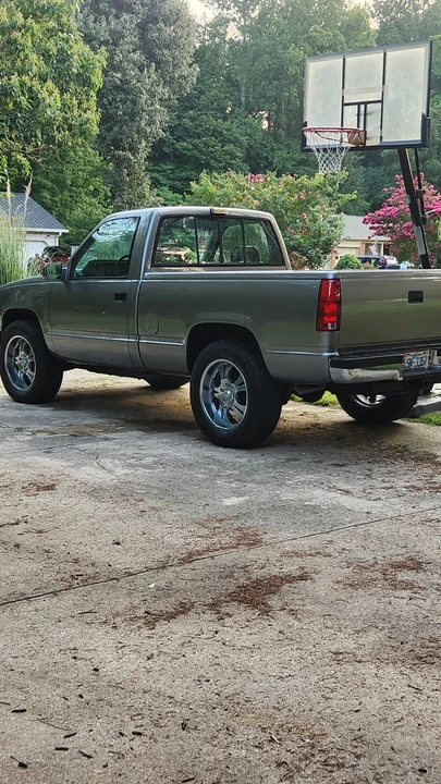 1993 Chevrolet C/K 4th Gen - Image 3 of 31