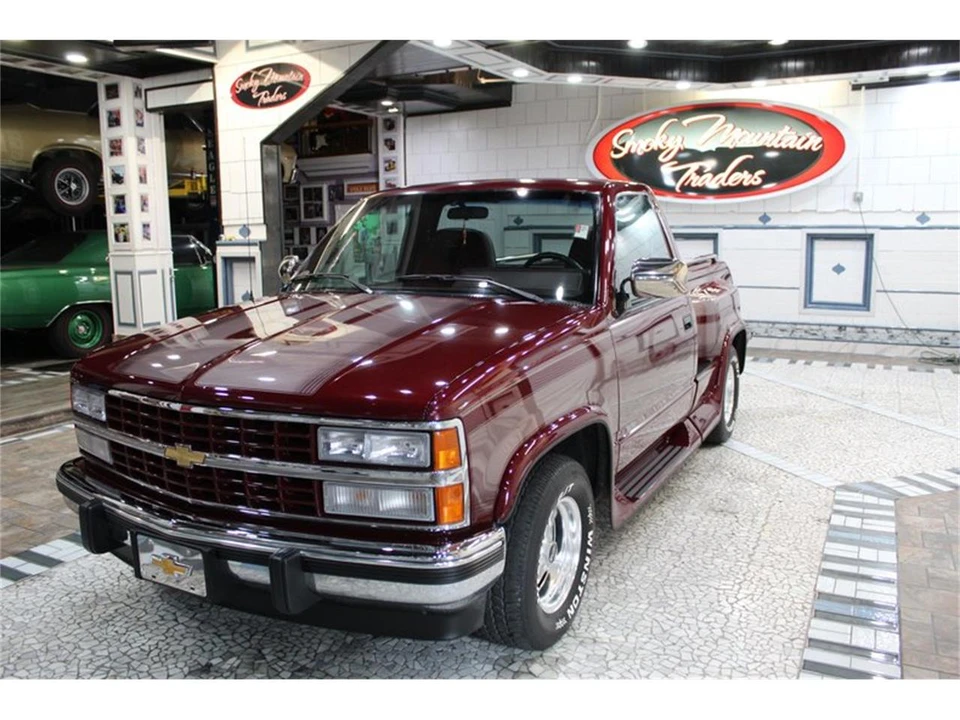 1993 Chevrolet C/K 4th Gen - Image 2 of 31
