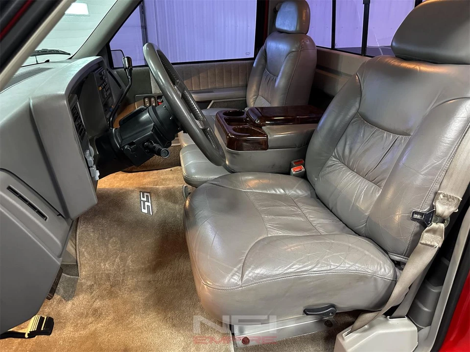 1993 Chevrolet C/K 4th Gen - Image 24 of 31