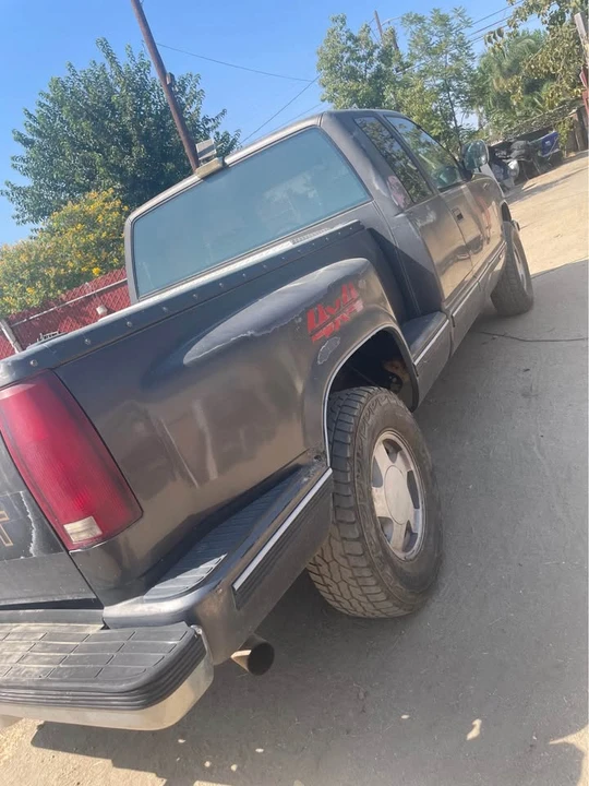 1993 Chevrolet C/K 4th Gen - Image 2 of 2
