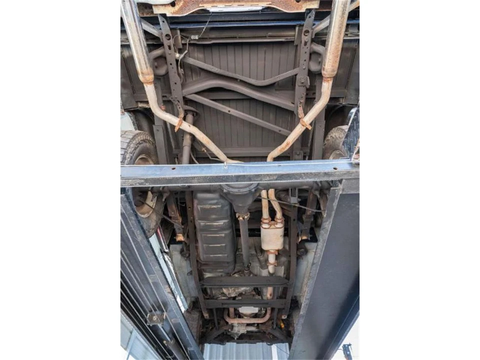 1993 Chevrolet C/K 4th Gen - Image 10 of 13