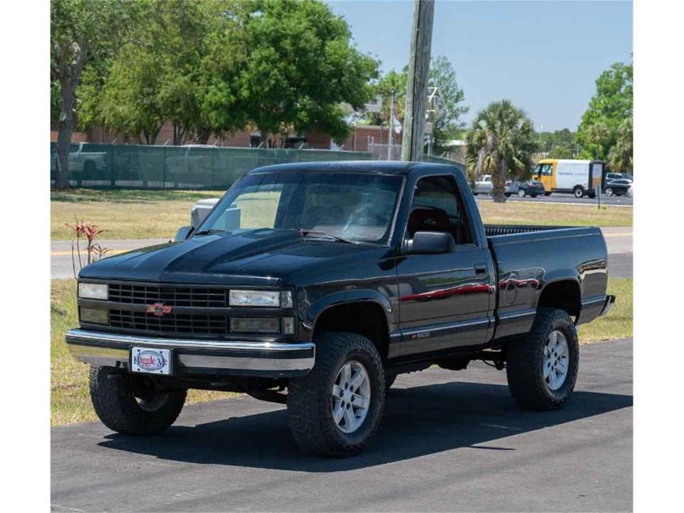 1993 Chevrolet C/K 4th Gen - Image 3 of 13