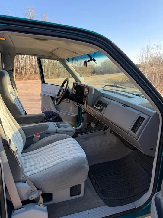 1993 Chevrolet C/K 4th Gen - Image 11 of 16