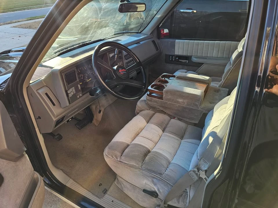 1993 Chevrolet C/K 4th Gen - Image 2 of 11