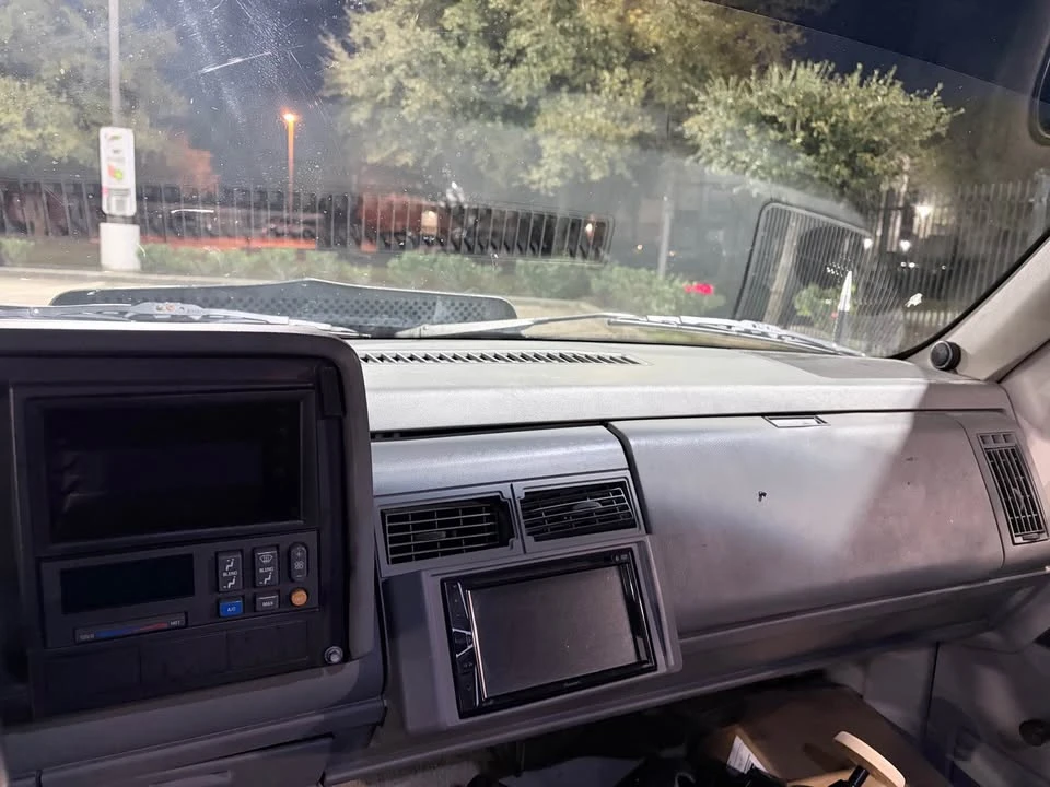 1993 Chevrolet C/K 4th Gen - Image 8 of 9