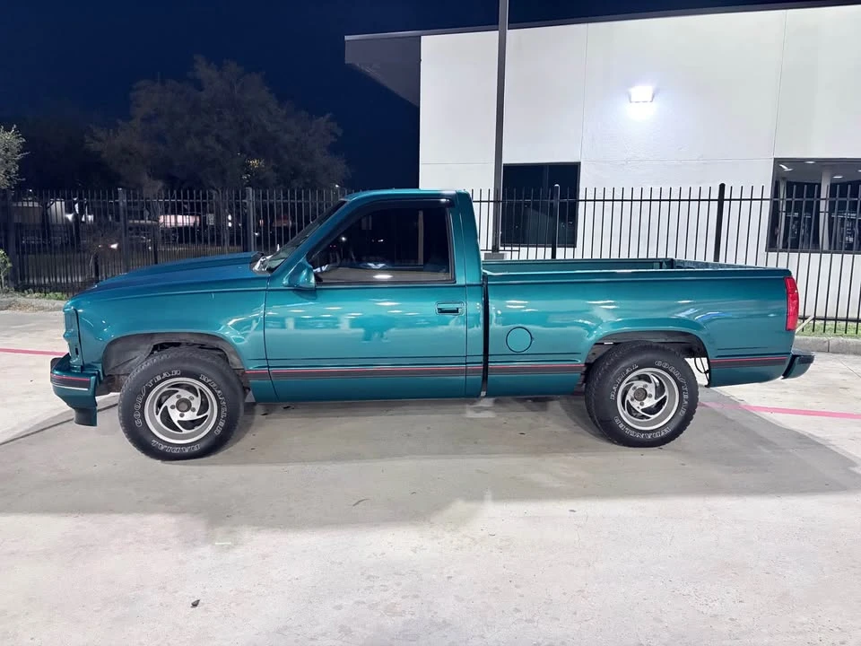 1993 Chevrolet C/K 4th Gen - Image 4 of 9