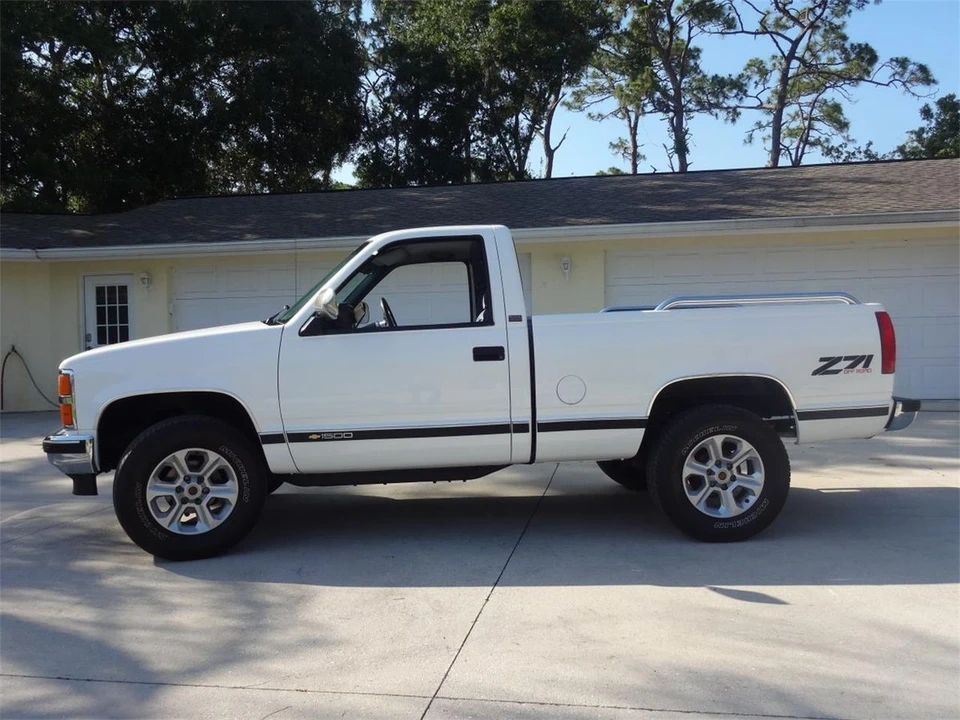 1993 Chevrolet - Image 6 of 23