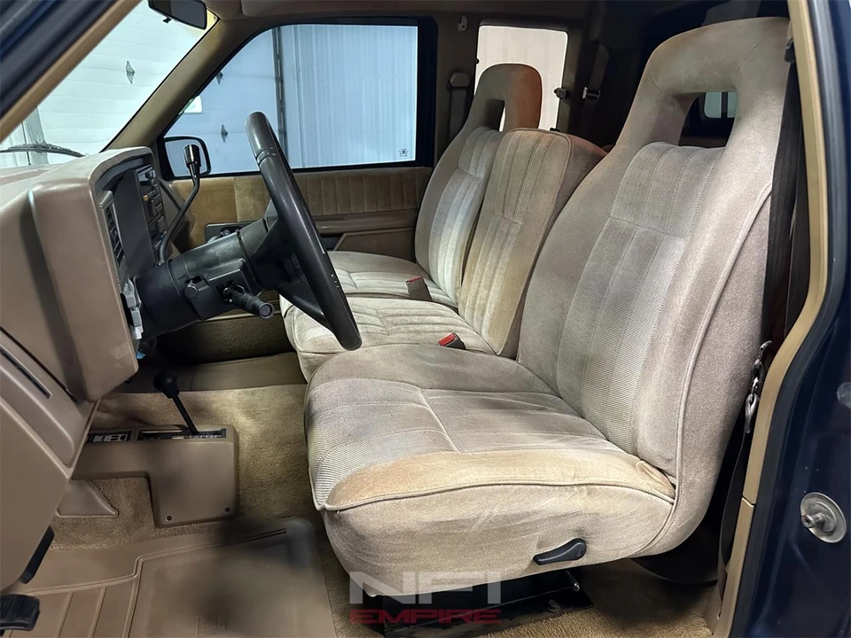 1993 Chevrolet C/K 4th Gen - Image 24 of 31