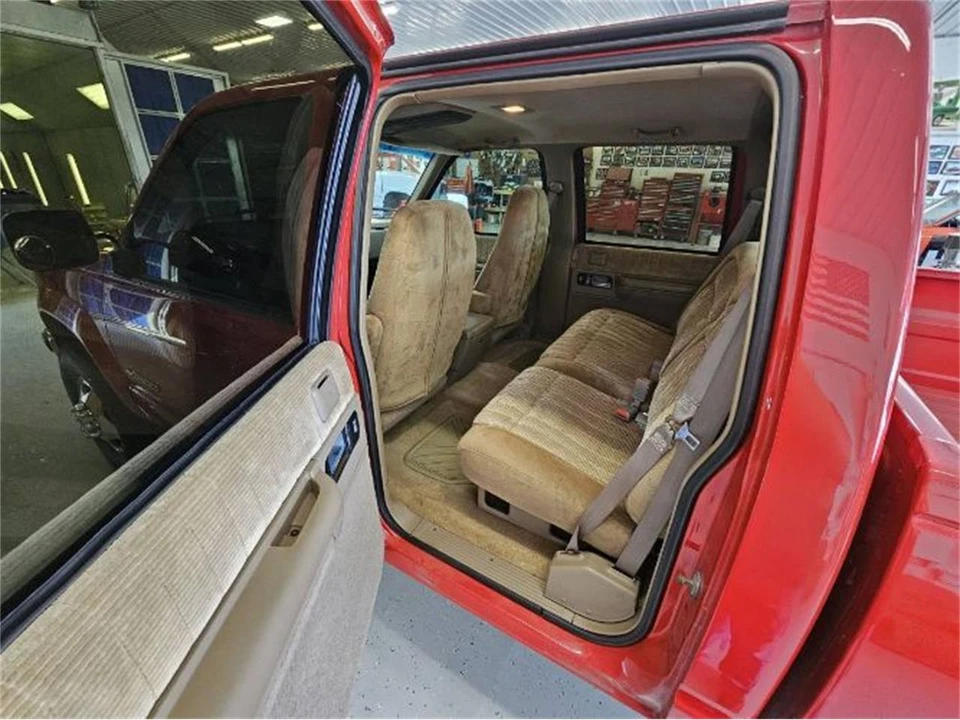 1993 Chevrolet C/K 4th Gen - Image 9 of 14