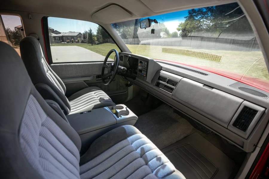 1993 Chevrolet C/K 4th Gen - Image 20 of 30