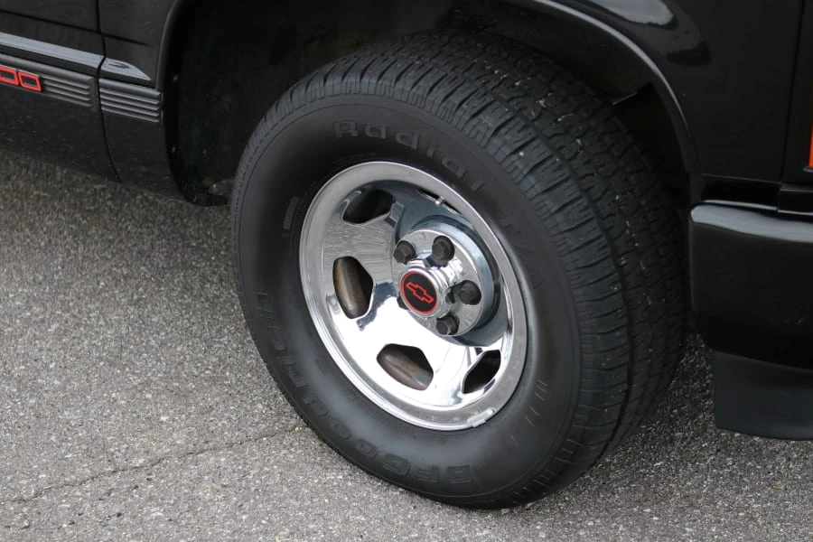 1993 Chevrolet 454 SS - Image 15 of 26