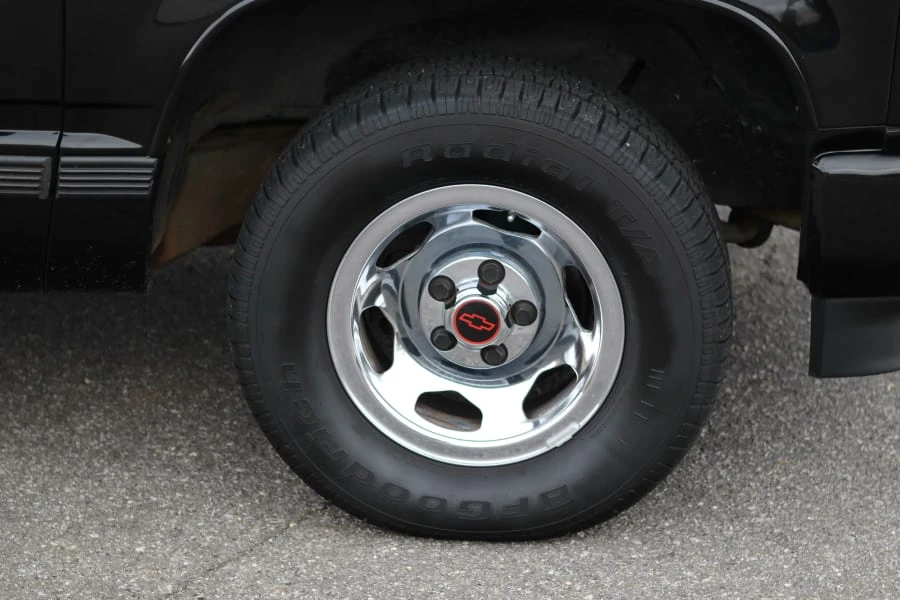 1993 Chevrolet 454 SS - Image 16 of 26