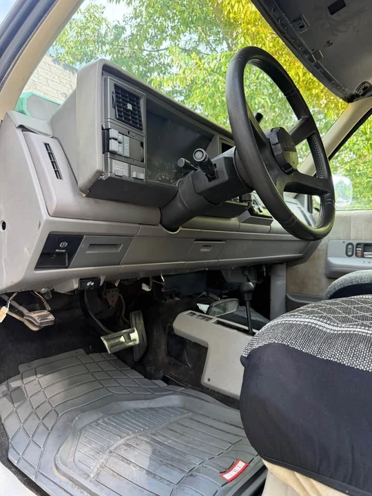 1993 Chevrolet Blazer - Image 15 of 20