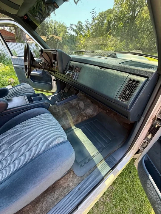 1993 Chevrolet Blazer - Image 10 of 20