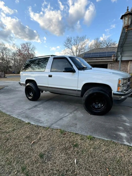 1993 Chevrolet Blazer - Image 2 of 20