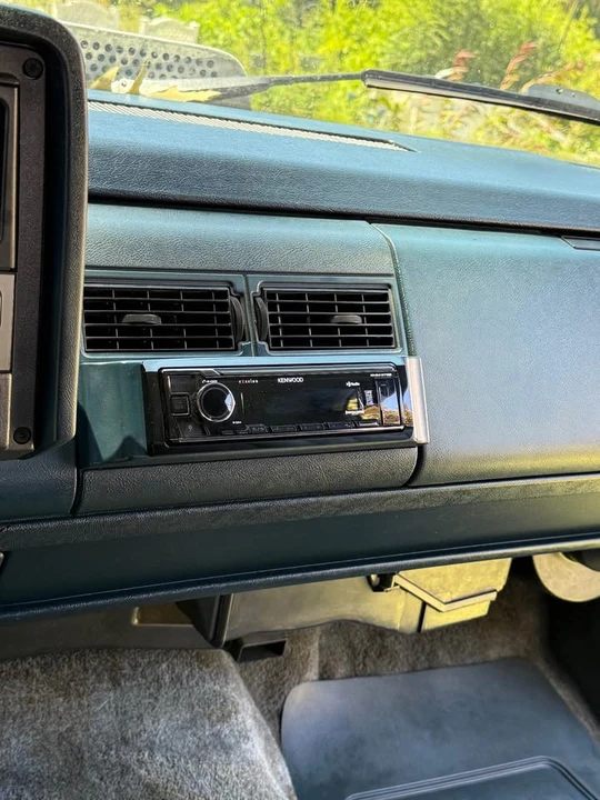 1993 Chevrolet Blazer - Image 6 of 20