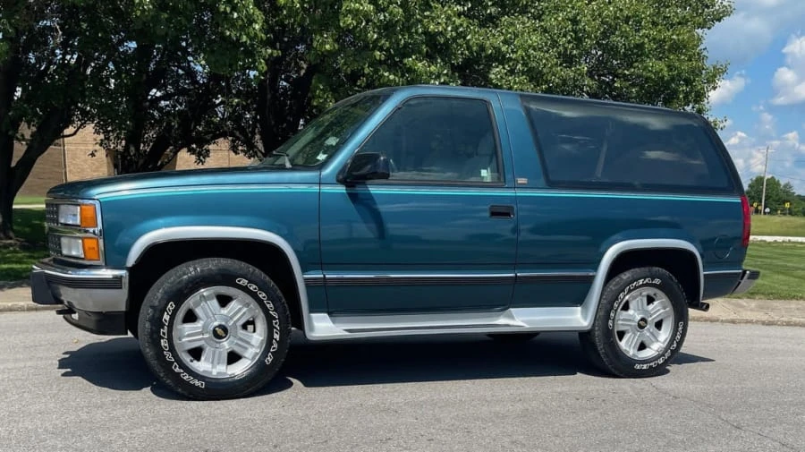 1993 Chevrolet Blazer - Image 2 of 9