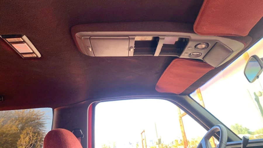 1993 Chevrolet Blazer - Image 8 of 23