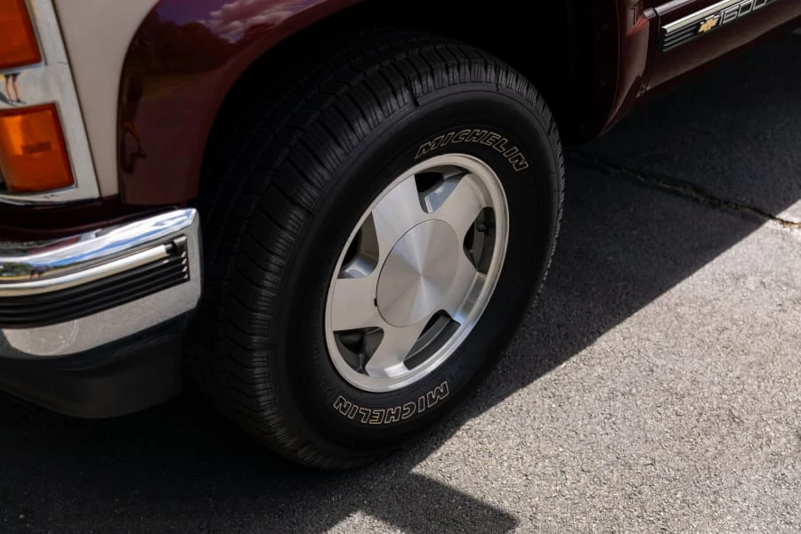 1993 Chevrolet Blazer - Image 17 of 31