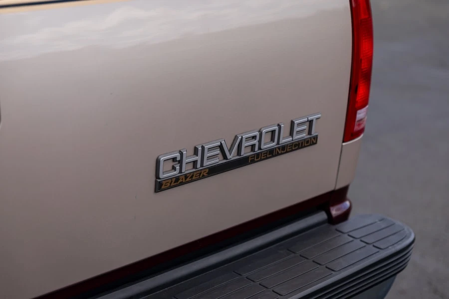 1993 Chevrolet Blazer - Image 9 of 31