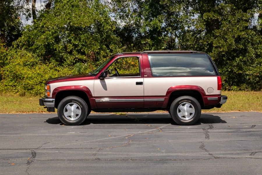 1993 Chevrolet Blazer - Image 19 of 31