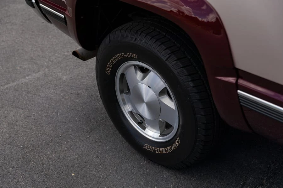 1993 Chevrolet Blazer - Image 12 of 31