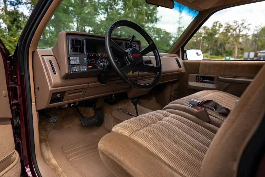 1993 Chevrolet Blazer - Image 28 of 31