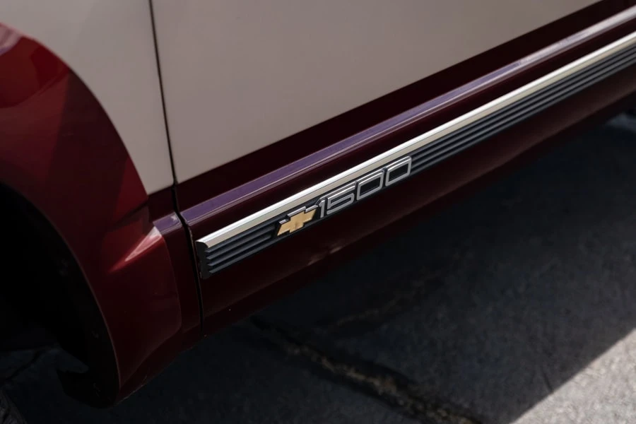 1993 Chevrolet Blazer - Image 8 of 31