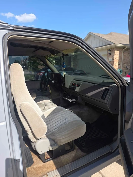 1993 Chevrolet K5 Blazer 3rd Gen - Image 7 of 9