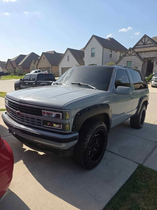 1993 Chevrolet K5 Blazer 3rd Gen - Image 3 of 9