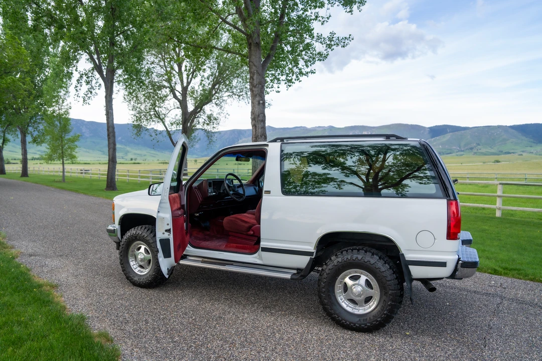 1993 Chevrolet K5 Blazer 3rd Gen - Image 22 of 31