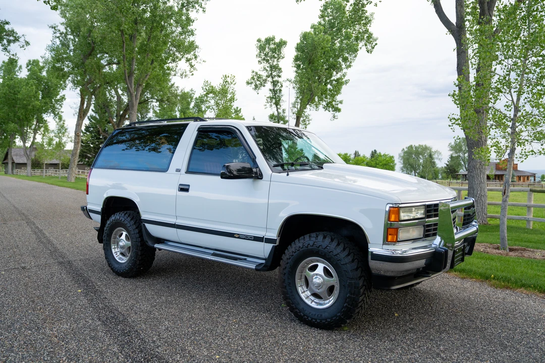 1993 Chevrolet K5 Blazer 3rd Gen - Image 9 of 31