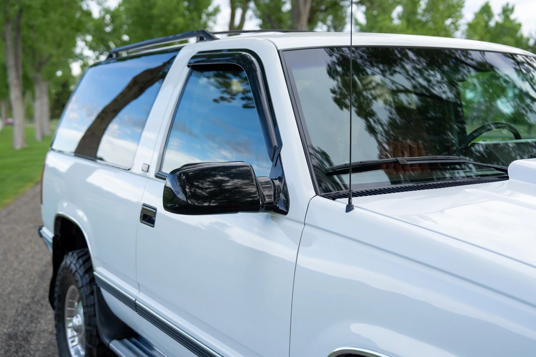 1993 Chevrolet K5 Blazer 3rd Gen - Image 27 of 31