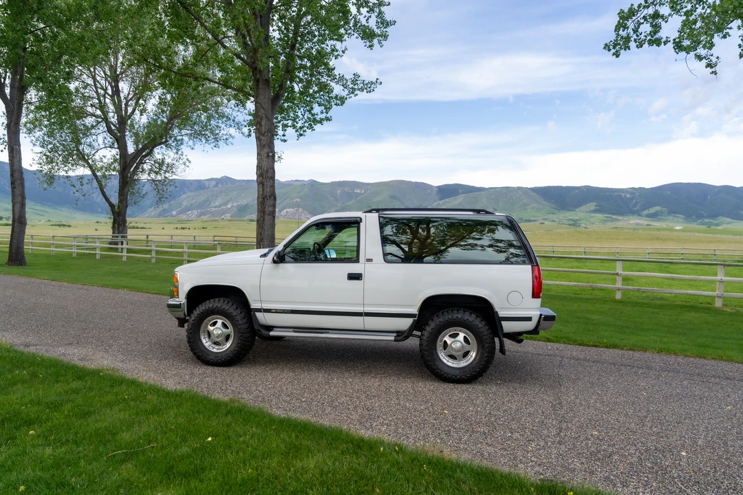 1993 Chevrolet K5 Blazer 3rd Gen - Image 21 of 31