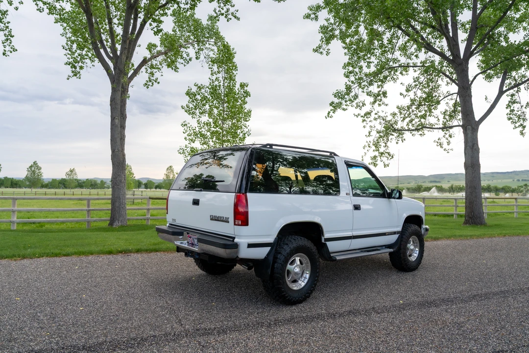 1993 Chevrolet K5 Blazer 3rd Gen - Image 11 of 31