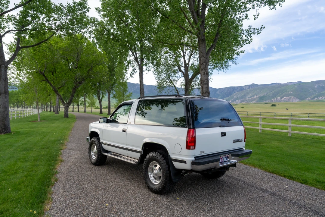 1993 Chevrolet K5 Blazer 3rd Gen - Image 17 of 31