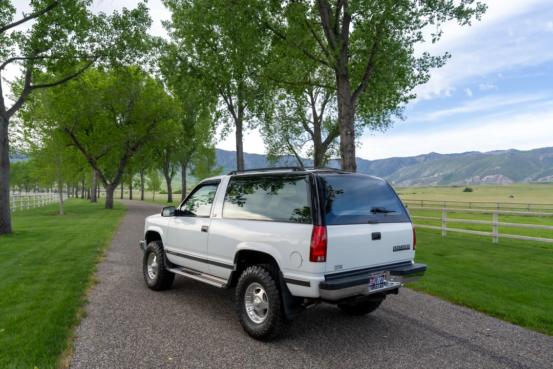 1993 Chevrolet K5 Blazer 3rd Gen - Image 18 of 31