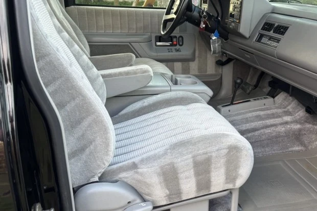 1993 Chevrolet C/K 4th Gen - Image 4 of 7