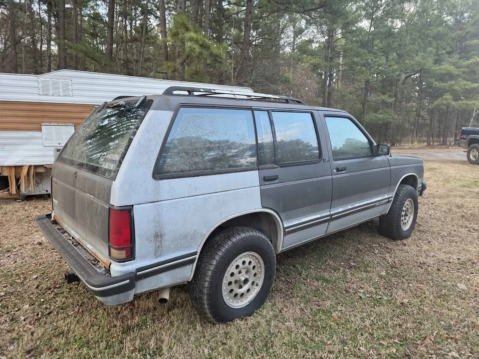 1993 Chevrolet K5 Blazer 3rd Gen - Image 2 of 14