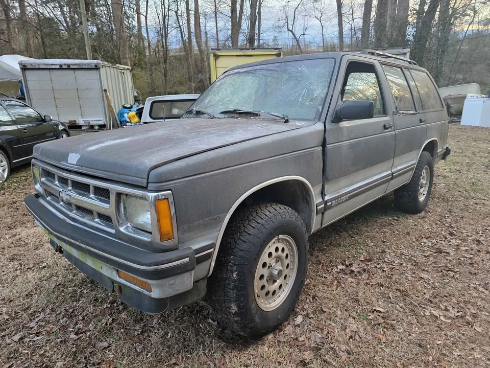 1993 Chevrolet K5 Blazer 3rd Gen - Image 3 of 14