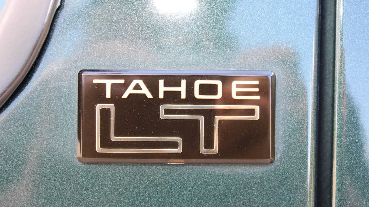 1993 Chevrolet K5 Blazer 3rd Gen - Image 15 of 31