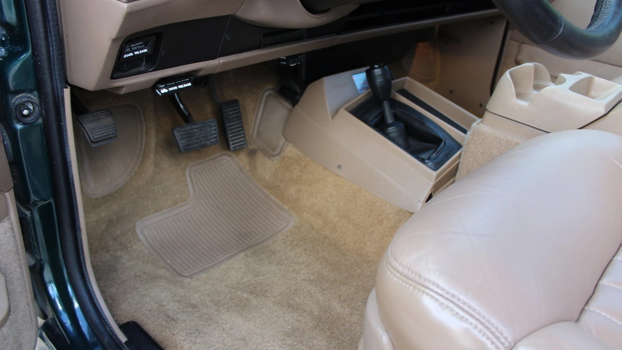 1993 Chevrolet K5 Blazer 3rd Gen - Image 27 of 31
