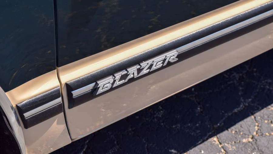 1993 Chevrolet K5 Blazer 3rd Gen - Image 12 of 29