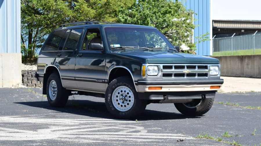 1993 Chevrolet K5 Blazer 3rd Gen - Image 6 of 29