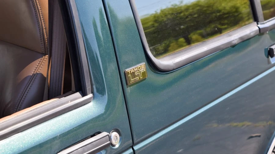 1993 Chevrolet K5 Blazer 3rd Gen - Image 10 of 29